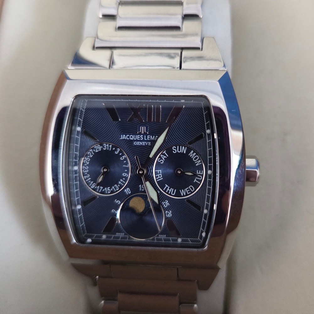 Jacques Lemans Geneve G122 Swiss Chronograph Watch Steel Band NIB New Battery